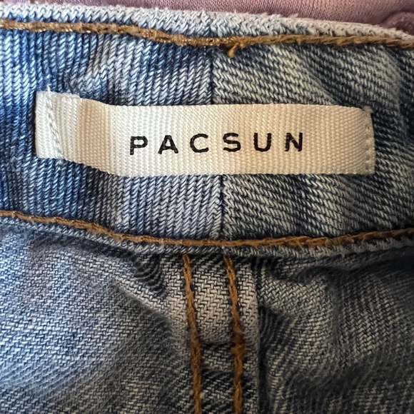 Girls large Forever 21 purple butterfly shirt and size 24 PacSun mom shorts - Picture 4 of 5